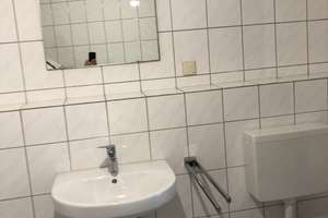Moderne 2 Raum-Whg. inkl. Balkon, Wohnzimmer, Küche, Diele, großes Bad. – Philippstr. 9, 45327 Stoppenberg, Essen – Vorschaubild 11