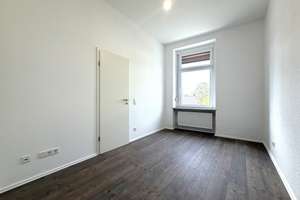 ++ SANIERTE EG-WOHNUNG mit EINBAUKÜCHE + WASCHMASCHINE ++ – Honsberger Str. 85 EG rechts, 42853 Altstadt, Remscheid – Vorschaubild 7