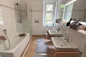 Großzügige 2-Zimmer-Wohnung mit Süd-Balkon in der Augsburger Innenstadt – Henisiusstraße 8, 86152 Jakobervorstadt-Nord, Augsburg – Vorschaubild 8