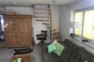 Exklusive 3-Zimmer-Dachgeschosswohnung mit geh. Innenausstattung mit Balkon und EBK in Heilbronn – Schweinsbergstraße 32, 74074 Heilbronn – Vorschaubild 6
