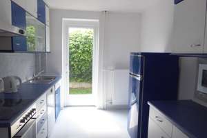 NUR FÜR STUDENTEN-/INNEN - Zimmer in 3er-WG in einem Studentenwohnheim in Reutlingen
