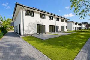 NEUBAU / Erstbezug: moderne 5-Zi.-Maisonette-ETW (GEG/KfW55) mit Terrasse + Garten  – Die vollständige Adresse der Immobilie erhältst du vom Anbieter., 22455 Niendorf, Hamburg – Vorschaubild 2