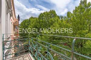 Zwischen Goldbekkanal und Stadtpark: Großzügiger Altbau – Die vollständige Adresse der Immobilie erhältst du vom Anbieter., 22303 Winterhude, Hamburg – Vorschaubild 2