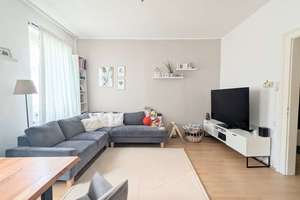 Charmante 3-Zimmer-Erdgeschosswohnung mit eigenem Garten und Einbauküche in Bad-Cannstatt – Die vollständige Adresse der Immobilie erhältst du vom Anbieter., 70372 Seelberg, Stuttgart – Vorschaubild 2