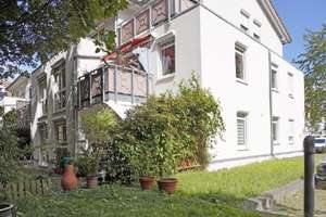 Mehr Raum und Ruhe für Ihr Leben / frei werdende 3-Raum mit Balkon in zweiter Reihe – Die vollständige Adresse der Immobilie erhältst du vom Anbieter., 1277 Striesen-Ost, Dresden – Vorschaubild 3
