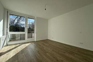Großzügige, frische Wohnqualität mit Balkon, Blick ins Grüne und eigener Garage – Die vollständige Adresse der Immobilie erhältst du vom Anbieter., 70329 Uhlbach, Stuttgart – Vorschaubild 3
