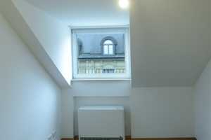 Gepflegte 2-Zimmer-Dachgeschosswohnung mit Einbauküche in Ludwigsvorstadt-Isarvorstadt, München – München – Vorschaubild 10
