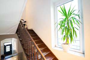 stilvoller Altbau Friedrichstadt - gepflegtes Mehrfamilienhaus – Helmholtzstraße 26, 40215 Friedrichstadt, Düsseldorf – Vorschaubild 3