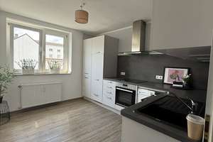 EIN PURZELBAUM ZUR KÖ!!! SUPER COOLES, HELLES , FREUNDLICHES & CITYNAHES APARTMENT MIT EINBAUKÜCHE – 40215 Friedrichstadt, Düsseldorf – Vorschaubild 3