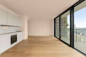 2-Zimmer Apartment mit Panorama Skyline-Blick – Europa Allee 11, 60327 Gallus, Frankfurt am Main – Vorschaubild 3