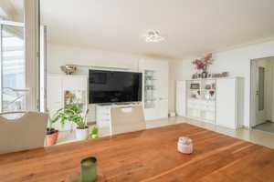 Exklusives Einfamilienhaus – 187 m² Wohnfläche, großer Garten, separate Kinderetage, viel Potenzial. – Mönchengladbach – Vorschaubild 8