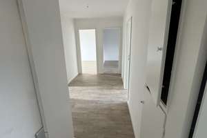 Attraktive 3,5-Zimmer-Dachgeschosswohnung in Duisburg – Freidrich-Wilhelm-Str. 24, 47051 Dellviertel, Duisburg – Vorschaubild 4