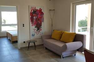 Stilvolle möblierte 2-Zimmer-Wohnung mit Balkon in Stuttgart-Hofen – Schlierseestrasse 55, 70378 Hofen, Stuttgart – Vorschaubild 2
