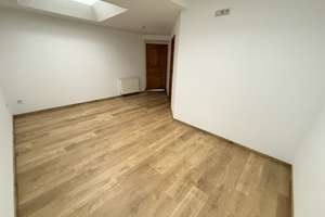 Besondere 3-Raum-Dachgeschoss-Maisonettewohnung mit zwei Bädern, großer Dachterrasse, Kamin & Garage – 2826 Innenstadt, Görlitz – Vorschaubild 25