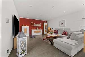 Einladender Bungalow mit modernem Ausbau und schönem Garten mit Pool – Die vollständige Adresse der Immobilie erhältst du vom Anbieter., 41189 Wickrathberg, Mönchengladbach – Vorschaubild 7