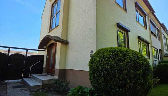 Bild von Blumenthal// 3 Familienhaus in zentraler Lage