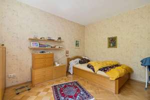 Angeb. flexibl. nutzbares Wohnhaus mit ELW, Garage & großem Sonnengarten – Die vollständige Adresse der Immobilie erhältst du vom Anbieter., 57074 Siegen, Siegen – Vorschaubild 5