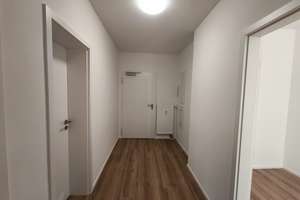 **Großzügige Fläche mit Garten, Ankleideraum, Speisekammer und Wohlfühlbad in idyllischer Wohnlage** – Buchfinkenweg 2-4, 4159 Wahren, Leipzig – Vorschaubild 10
