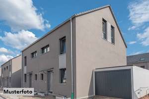 Mehrfamilienhaus mit Fertigstellungsbedarf