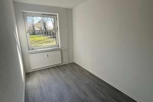 Frisch renovierte 3-Zimmer-Erdgeschosswohnung in gepflegtem Mehrfamilienhaus – Breslauer Strasse 28, 38239 Thiede, Salzgitter – Vorschaubild 4
