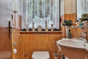 Property thumbnail 12