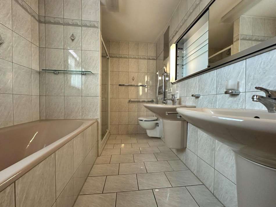 Tageslicht-Badezimmer