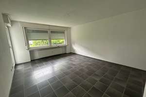 Gepflegte 3-Zimmer-Wohnung mit großem Balkon in Dortmund-Hombruch – Solbergweg 82, 44225 Barop, Dortmund – Vorschaubild 3