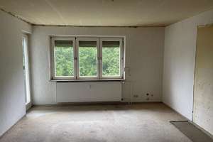Handwerker gesucht für 3-Zimmerwohnung in Erbenheim – Am Hochfeld 32, 65205 Erbenheim, Wiesbaden – Vorschaubild 3