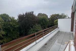 Großzügige 3,5-Zimmer-Wohnung mit Balkon und Blick ins Grüne – Die vollständige Adresse der Immobilie erhältst du vom Anbieter., 65193 Nordost, Wiesbaden – Vorschaubild 13