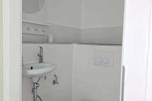 ​​Perfekt für die kleine Familie: Komfortable 3-Zimmer-Wohnung mit Aufzug & Stellplatz in der belieb – Die vollständige Adresse der Immobilie erhältst du vom Anbieter., 76227 Innenstadt-West, Karlsruhe – Vorschaubild 15