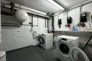 Bezugsfreie 2-Zimmer-Wohnung in gepflegtem Dreiparteienhaus: Wohnen oder Vermieten in LEV-Wiesdorf! – Friedensstraße 37, 51373 Wiesdorf, Leverkusen – Vorschaubild 28