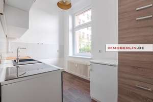IMMOBERLIN.DE - Helle einzugsfreie Altbauwohnung mit ruhiger Terrasse in beliebter Kiezlage – Die vollständige Adresse der Immobilie erhältst du vom Anbieter., 12487 Johannisthal, Berlin – Vorschaubild 5