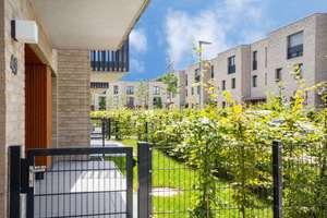 Vermietete Kapitalanlage in Bothfeld: 2-Zi-Eigentumswohnung mit Balkon, KfW-55, PV-Anlage – Buchfinkstieg 49, 30657 Bothfeld, Hannover – Vorschaubild 2