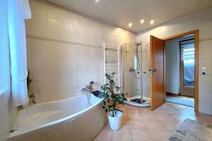 Property thumbnail 23