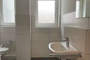 Sehr schön sanierte Wohnung mit Parkettböden und Wohnküche in stilvollem Altbau! – 68169 Neckarstadt-West, Mannheim – Vorschaubild 4