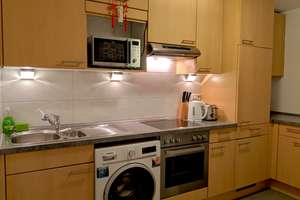 Fully furnished all-inclusive apartment with sunny balcony – Kurfürsten-Anlage 61, 69115 Weststadt, Heidelberg – Vorschaubild 6
