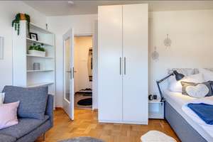Möbliert: Modernes Apartment in ruhiger Wohnlage  – Die vollständige Adresse der Immobilie erhältst du vom Anbieter., 81549 Balanstraße-West, München – Vorschaubild 2
