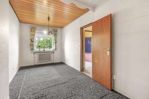 Bremen-Obervieland: Gepflegtes Reihenmittelhaus mit neuen Fenstern in ruhiger Lage für Familien – Die vollständige Adresse der Immobilie erhältst du vom Anbieter., 28277 Kattenturm, Bremen – Vorschaubild 14