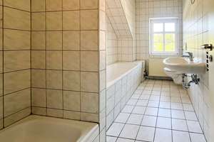 Charmante Dachgeschosswohnung mit großzügigem Wohnbereich und Spitzboden – Helenenstraße 36, 4279 Dölitz-Dösen, Leipzig – Vorschaubild 7