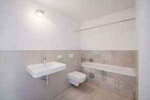 ✨ Erstklassiges Wohnen am Treptower Park – Charmante 3 Zimmer, En-suite Bad, Parkett & moderne EBK – Die vollständige Adresse der Immobilie erhältst du vom Anbieter., 12437 Baumschulenweg, Berlin – Vorschaubild 6