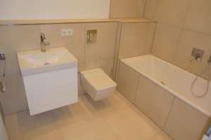 Geräumige 4 ZI. Wohnung im Belsenpark Oberkassel – Die vollständige Adresse der Immobilie erhältst du vom Anbieter., 40549 Oberkassel, Düsseldorf – Vorschaubild 9