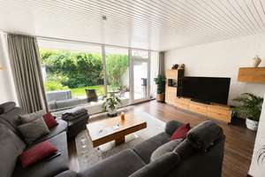 erstklassig geschnittene 3-4 Zimmer-Wohnung (Split-Level) mit eigener Gartenfläche in Sackgassenlage – Die vollständige Adresse der Immobilie erhältst du vom Anbieter., 22399 Poppenbüttel, Hamburg – Vorschaubild 4