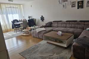 Schöne 3,5 Zimmer Wohnung in Bottrop Stadtmitte zu vermieten – Horster Straße 78, 46236 Stadtmitte, Bottrop – Vorschaubild 2