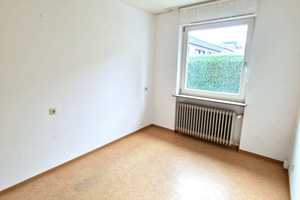 Bungalow mit Einliegerwohnung, barrierefrei, Einfamilienhaus \ Wohnen und arbeiten unter einem Dach – Schulstraße 12, 71111 Böblingen (Kreis) – Vorschaubild 10