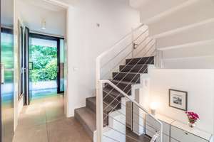 Haus sucht Liebhaber für beeindruckende Architektur! Das Split-Level Haus,  (XL-Variante) – 40593 Urdenbach, Düsseldorf – Vorschaubild 2