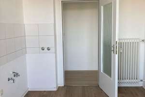 Schöne Aussicht - 2- Zimmer Wohnung zum 16.07! – Rheinstr. 82, 27570 Geestemünde, Bremerhaven – Vorschaubild 4