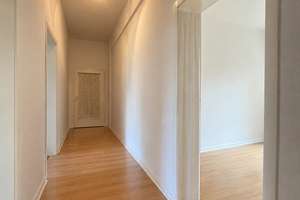 Bielefeld-Innenstadt | Attraktive 3-ZKB mit Balkon – 33602 Mitte, Bielefeld – Vorschaubild 3