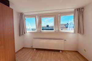 Klein, fein und mein: Traumhafte DG-Wohnung zum Verkaufen in Essen Borbeck – Die vollständige Adresse der Immobilie erhältst du vom Anbieter., 45355 Bochold, Essen – Vorschaubild 5
