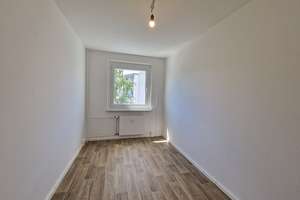 "Den Sommer auf Balkonien genießen!" 3 Zimmerwohnung mit Balkon und Blick ins Weite* – Neue Leipziger Straße 11, 4205 Grünau-Nord, Leipzig – Vorschaubild 7
