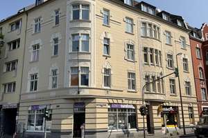 Mülheim: Sanierte Zweizimmerwohnung im denkmalschützten Altbau!